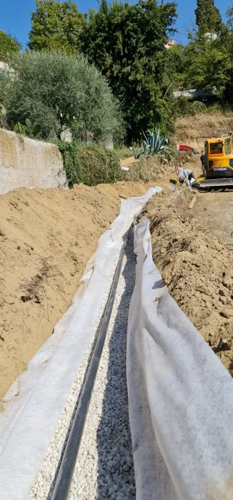Raccordement des réseaux près de Utelle